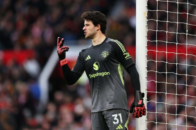 Senne Lammens eleito o 10 melhor goleiro mundial pela SI após impressionante temporada do Man Utd
