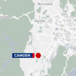 Serviços de emergência fecham estrada principal após acidente de dois carros no sudoeste de Sydney