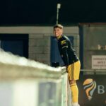 Jayce Fitzgerald saindo do Manchester United.