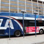 Sim, gênios, queremos ônibus sem cocô