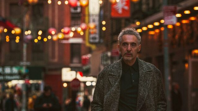 Sony Pictures Classics prende John Turturro Sundance Indie 'O único Sony Pictures Classics prende John Turturro Sundance Indie 'O único batedor de carteiras vivo em Nova York'