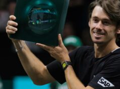 Sortudo pela terceira vez, De Minaur domina Auger-Aliassime para vencer o Rotterdam Open Sortudo pela terceira vez, De Minaur domina Auger-Aliassime para vencer o Rotterdam Open