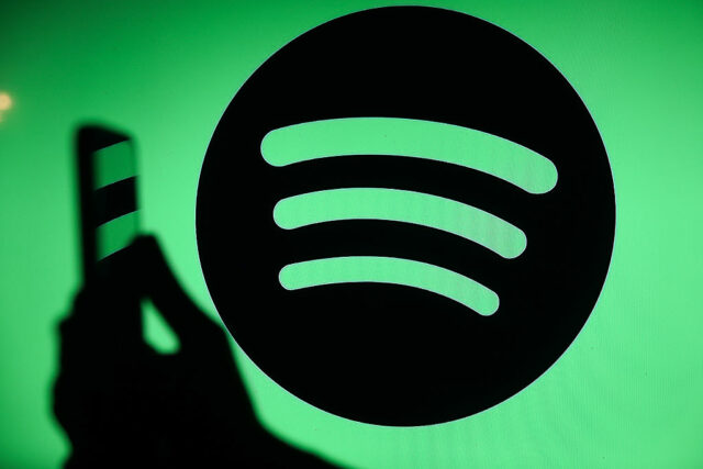 Spotify está lançando gráficos de audiolivros
