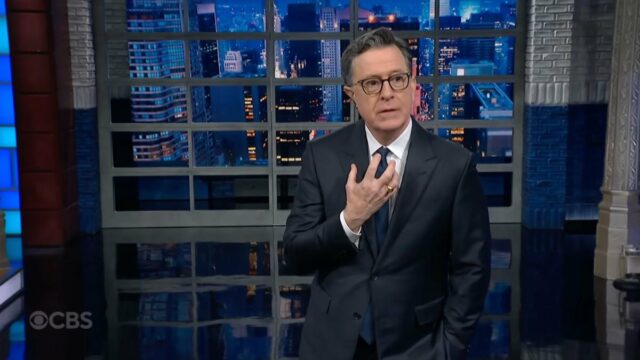 Stephen Colbert elogia a prisão do príncipe Andrew: 'Sim, finalmente - alguém, qualquer um!' | Vídeo
