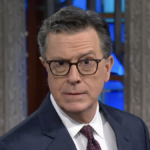 Stephen Colbert trolls Barack Obama sobre entrevista viral sobre alienígenas