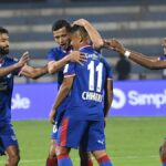 Sunil Chhetri ultrapassa Robert Pires e se torna o artilheiro mais velho da história da ISL