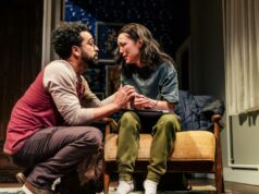 Sylvia Plath assombra ‘Sylvia Sylvia Sylvia’, um novo trabalho ambicioso, mas disforme, na Geffen Playhouse Sylvia Plath assombra 'Sylvia Sylvia Sylvia', um novo trabalho ambicioso, mas disforme, na Geffen Playhouse