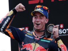Tailândia MotoGP: Acosta vence sprint de abertura da temporada após penalidade de Márquez Tailândia MotoGP: Acosta vence sprint de abertura da temporada após penalidade de Márquez