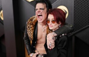 Tapete vermelho do Grammy começa com a chegada de estrelas Tapete vermelho do Grammy começa com a chegada de estrelas