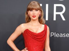 Taylor Swift compartilha uma doce mensagem para os atletas olímpicos durante a cerimônia de abertura Taylor-Swift-Releases-Opalite-Video-GettyImages-2196817916