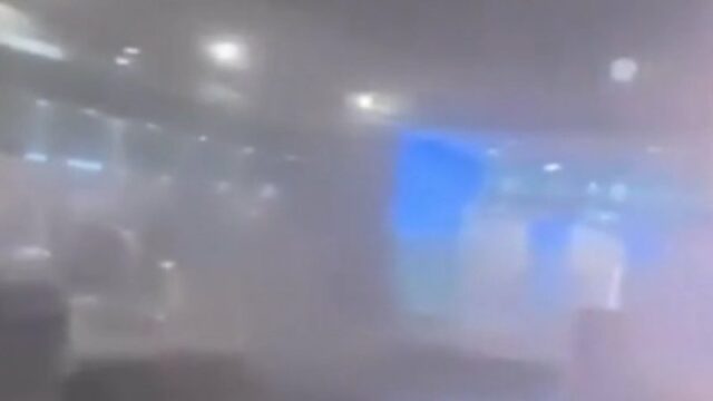 Terminal internacional de Dubai supostamente danificado em greve
