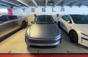Tesla apresenta nova variante do Modelo Y nos EUA ao preço de US$ 41.990 Tesla apresenta nova variante do Modelo Y nos EUA ao preço de US$ 41.990