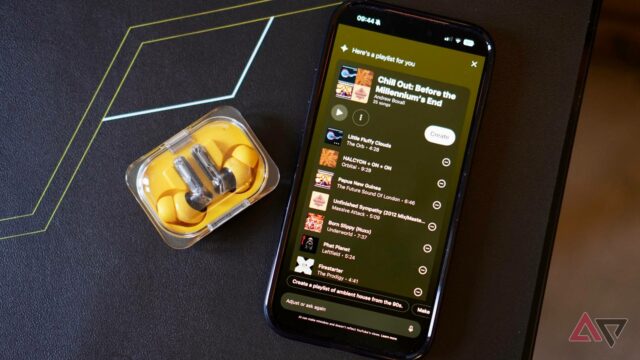 Testei as listas de reprodução AI do YouTube Music para Um telefone exibindo o recurso de reprodução automática do YouTube Music na tela
