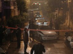 Thriller de reféns ‘Last Call’ escolhido pela Picture Tree antes do lançamento do EFM como estreia do teaser (EXCLUSIVO) Thriller de reféns 'Last Call' escolhido pela Picture Tree antes do lançamento do EFM como estreia do teaser (EXCLUSIVO)