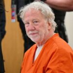 Timothy Busfield indiciado por 4 acusações de contato sexual infantil
