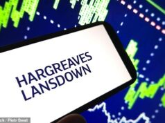 Tiraremos clientes de Hargreaves Lansdown, promete chefe da Saxo UK após mudança nas taxas O chefe da Saxo UK diz que pode aceitar clientes de Hargreaves Lansdown após a mudança nas taxas