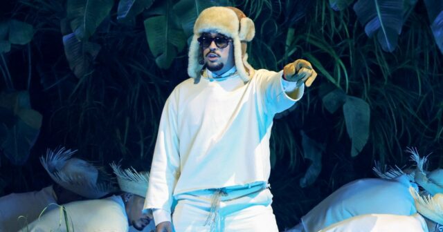 'Tití Me Preguntó' de Bad Bunny faz todo mundo dançar, mas do que se trata?
