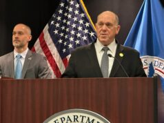 Tom Homan anuncia fim da ‘Operação Metro Surge’ em Minnesota Tom Homan anuncia fim da ‘Operação Metro Surge’ em Minnesota