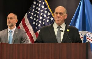 Tom Homan anuncia fim da ‘Operação Metro Surge’ em Minnesota Tom Homan anuncia fim da ‘Operação Metro Surge’ em Minnesota