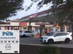 Trabalhador do Arizona processado por comprar um bilhete de loteria de US$ 12,8 milhões em sua loja após o sorteio – juiz decidirá quem receberá o prêmio Trabalhador do Arizona processado por comprar um bilhete de loteria de US$ 12,8 milhões em sua loja após o sorteio – juiz decidirá quem receberá o prêmio