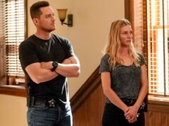 Tracy Spiridakos e Jesse Lee Soffer do Chicago PD retornam após separação de Upstead Uma das saídas mais comoventes de Chicago, Colin Donnell, Sophia Bush e mais 299