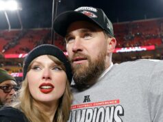 Travis Kelce brinca que ganhou peso depois de comer massa fermentada de Taylor Swift Travis Kelce diz que gosta de cozinhar com Taylor Swift e se faz de tímido sobre o que eles fazem