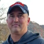 Treinador de futebol desaparecido ainda é pago apesar de ser acusado de pornografia infantil