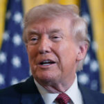 Trump: Deixe-os comer fumaça – e minha postagem racista foi ‘muito forte’