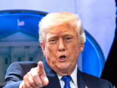 Trump adverte parceiros comerciais para não ‘jogarem’ com acordos comerciais após decisão da Suprema Corte Trump adverte parceiros comerciais para não 'jogarem' com acordos comerciais após decisão da Suprema Corte