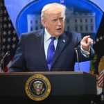 O presidente Donald Trump aumentou as tarifas mundiais para 15% depois que a Suprema Corte decidiu que seu “belo” plano era inconstitucional