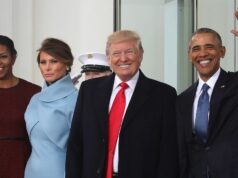 Trump compartilha vídeo racista retratando Obamas como macacos e depois o remove em meio à indignação bipartidária Melania Trump e Michelle Obama estranha troca de presentes