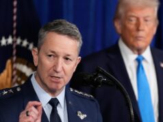 Trump critica relatos de que o general sinalizava riscos de atacar o Irã Trump critica relatos de que o general sinalizava riscos de atacar o Irã