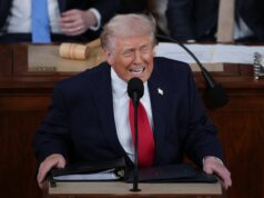 Trump faz novo alerta ao Irã sobre o Estado da União Trump faz novo alerta ao Irã sobre o Estado da União