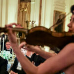 Trump recebe governadores na Casa Branca para jantar, apresentação impressionante de violino