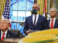 Trump traiu o movimento MAHA esta semana. A reação de RFK Jr. foi reveladora. Yahoo news home