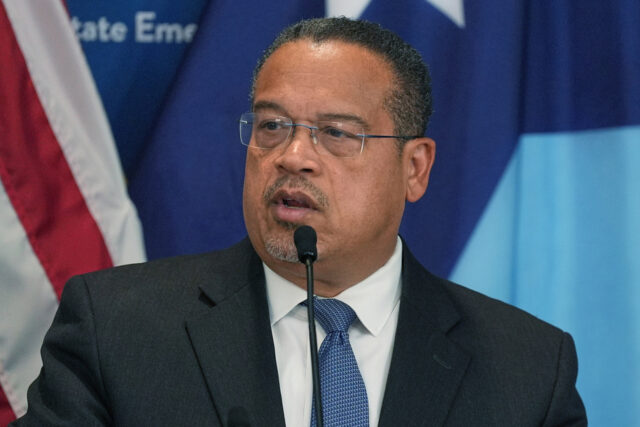 'Tudo mentira': procurador-geral de Minnesota destrói senador republicano
