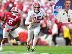 Ty Simpson faz a ‘melhor’ promessa à medida que uma intrigante perspectiva de draft surge como possibilidade do Jets QB O quarterback do Alabama, Ty Simpson (15), correndo com a bola durante o Rose Bowl contra o Indiana.