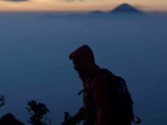 Um alpinista é dado como desaparecido na Cratera Ijen, enquanto era revistado por uma equipe SAR Um alpinista é dado como desaparecido na Cratera Ijen, enquanto era revistado por uma equipe SAR