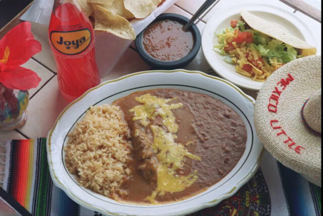 Um dos restaurantes mexicanos mais antigos de Austin está fechando Little Mexico está fechando na South First Street depois de mais de 30 anos naquele local. (MATTHEW ODAM/ESTADISTA AMERICANO)