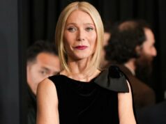 Uma das adaptações de livros mais esperadas de Hollywood está perto de ganhar o Oscar de papel principal Bela Burden sorrindo.