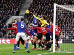 ‘Uma grande diferença’: Gary Neville explica como Senne Lammens transformou a defesa do Man Utd na vitória do Everton 'Uma grande diferença': Gary Neville explica como Senne Lammens transformou a defesa do Man Utd na vitória do Everton