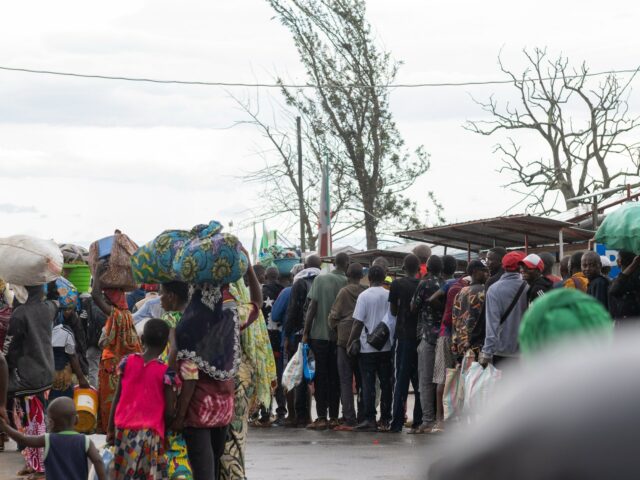Valas comuns com 171 corpos encontradas no leste da RD Congo: Relatório
