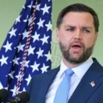 O vice-presidente dos EUA, JD Vance, falando durante a reunião ministerial de minerais críticos.