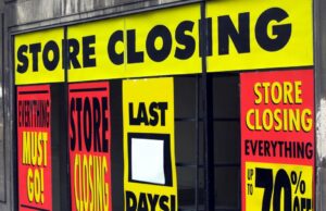 Varejista de 106 anos fechando todas as lojas em falência, Capítulo 11 Varejista de 106 anos fechando todas as lojas em falência, Capítulo 11