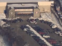 Vários mortos em tiroteio em jogo de hóquei em Rhode Island Vários mortos em tiroteio em jogo de hóquei em Rhode Island