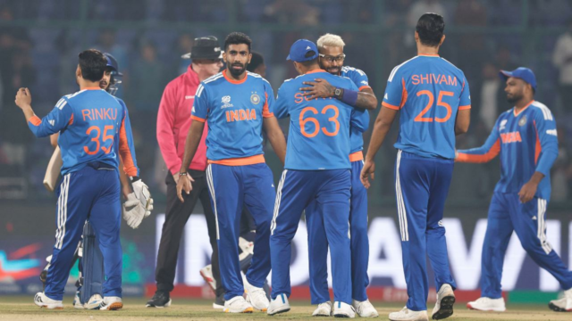 Varun Chakaravarthy reivindica três postigos; Equipe da Índia garante vitória por 93 corridas
