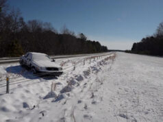 Ver: Carolina do Norte atingida por tempestade de neve histórica Yahoo news home