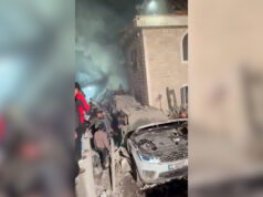 Vídeos mostram as consequências dos ataques israelenses mortais no Líbano Vídeos mostram as consequências dos ataques israelenses mortais no Líbano