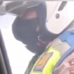 Virais! Polícia de trânsito suspeita de cometer extorsão no centro de Jacarta, imediatamente investigada pela Propam