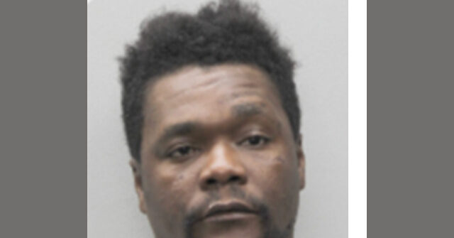 Virgínia de Abigail Spanberger: reincidente criminal ilegal acusado de esfaquear Virgínia de Abigail Spanberger: reincidente criminal ilegal acusado de esfaquear jovem até a morte em ponto de ônibus